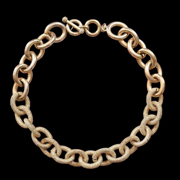 Banana Republic Gold Chain Choker with Unusual Finish - Picture 7 of 8